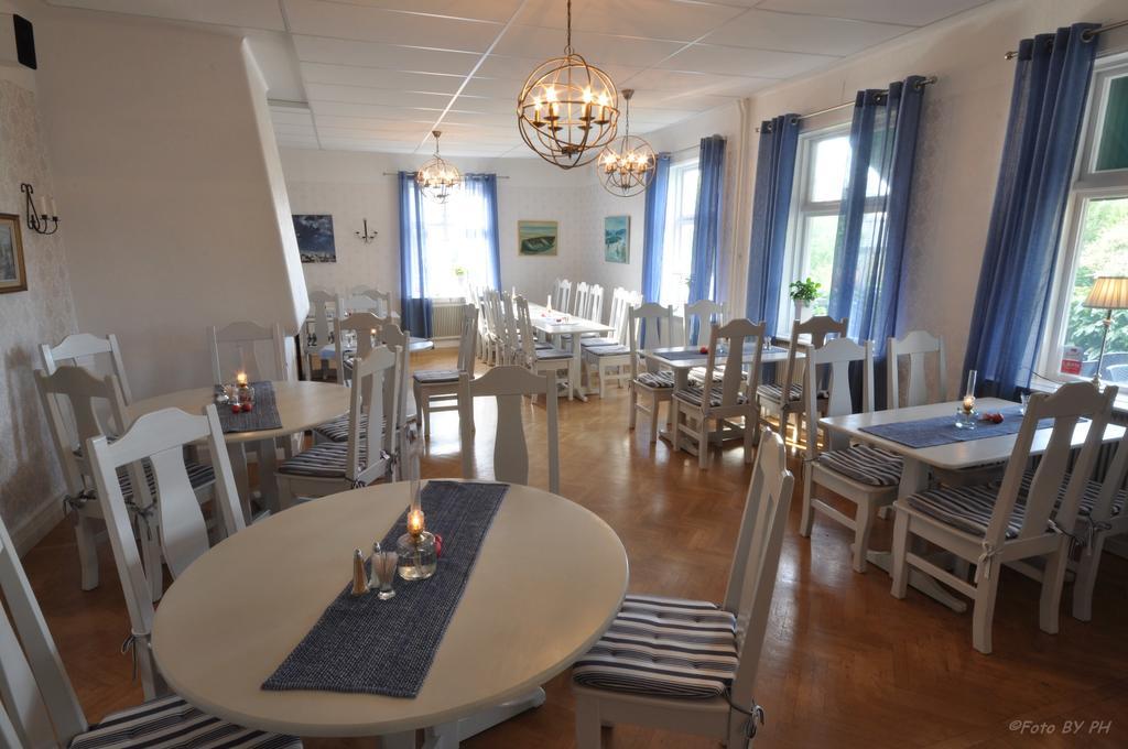 Pensionat Praestgarden Töreboda Buitenkant foto