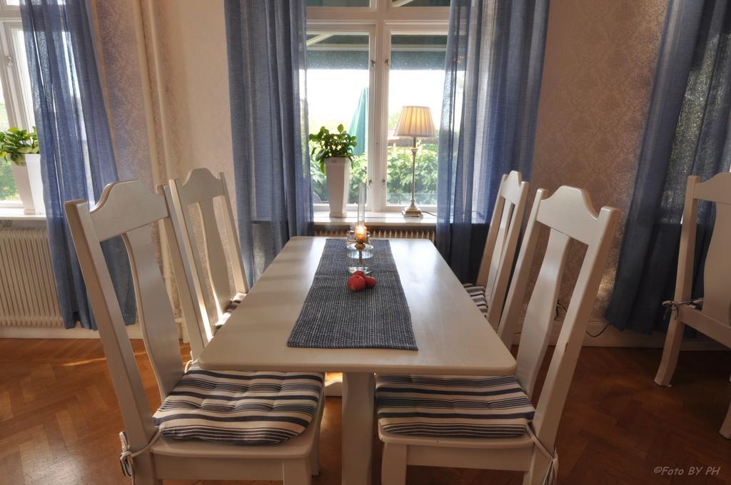 Pensionat Praestgarden Töreboda Buitenkant foto