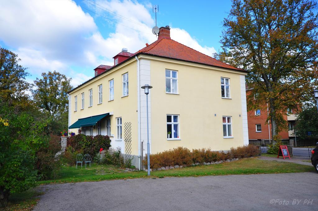 Pensionat Praestgarden Töreboda Buitenkant foto